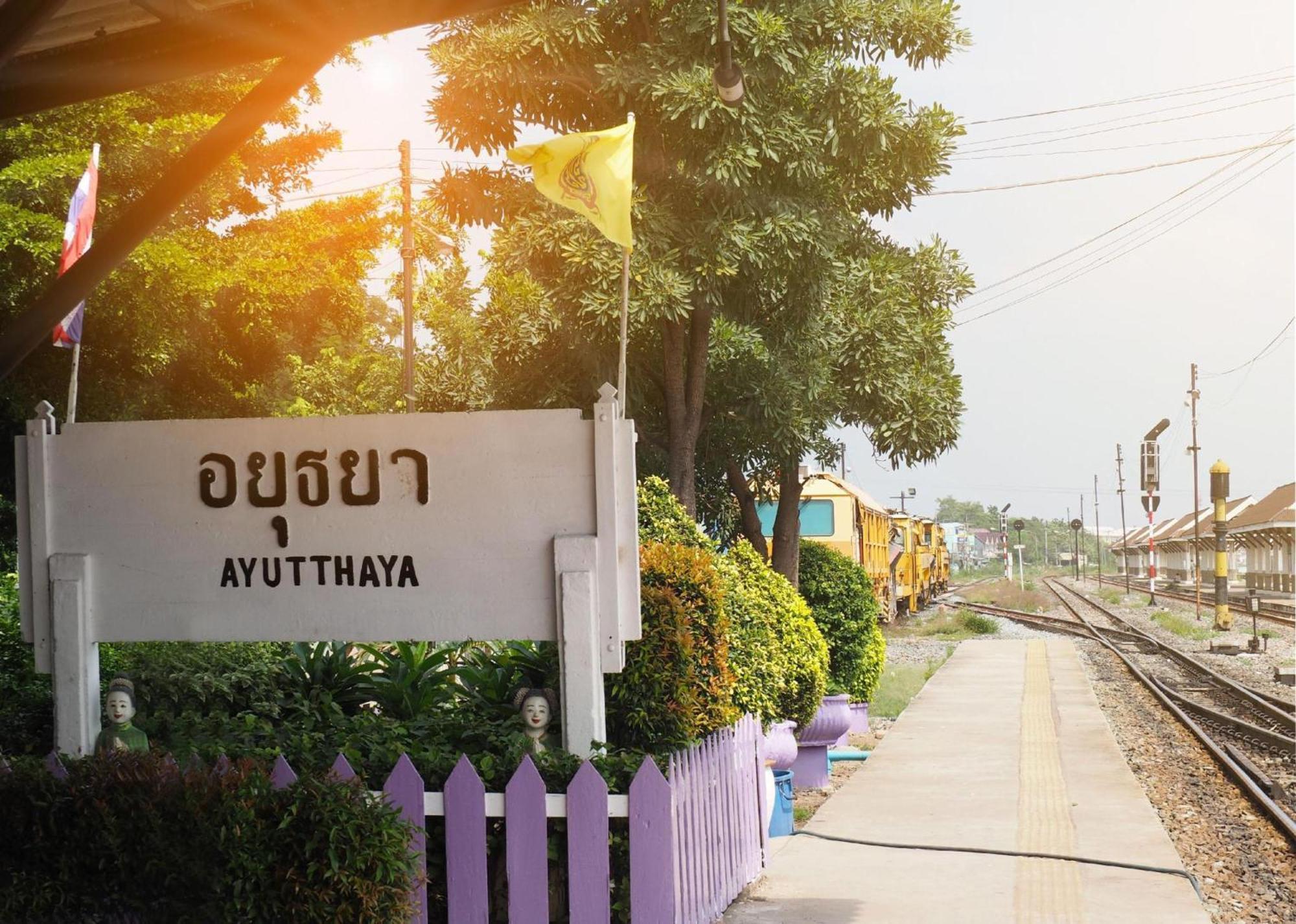 Oyo 465 Krung Kao Traveller Lodge Phra Nakhon Si Ayutthaya Exterior foto